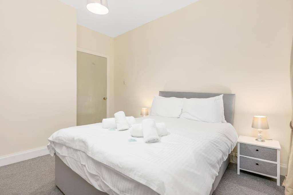 Two Bedroom Apartment-Central Edinburgh-Old Town-Licensed Екстериор снимка