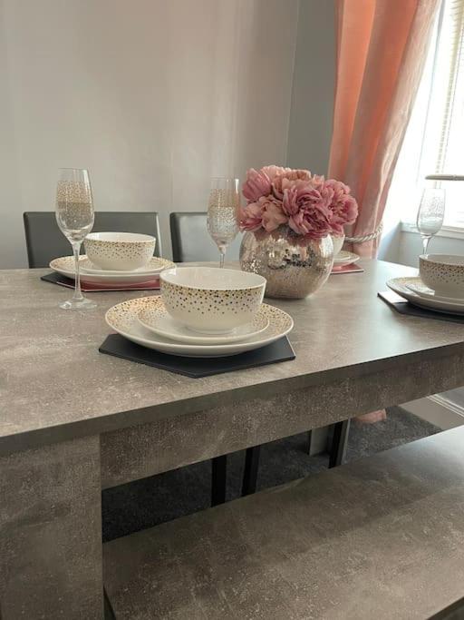 Two Bedroom Apartment-Central Edinburgh-Old Town-Licensed Екстериор снимка