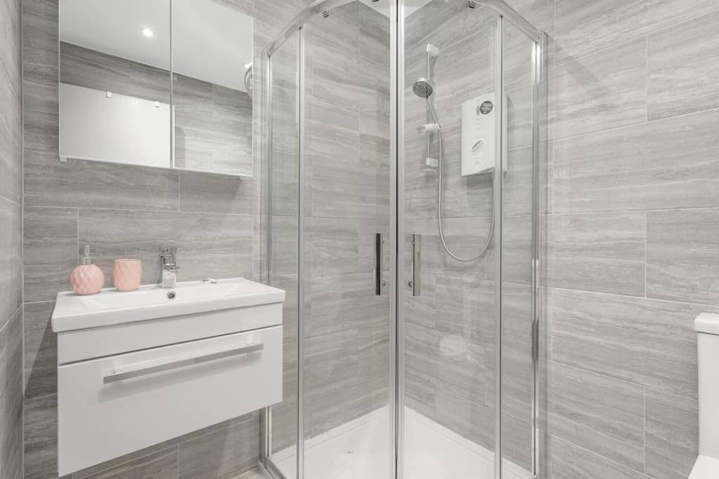 Two Bedroom Apartment-Central Edinburgh-Old Town-Licensed Екстериор снимка