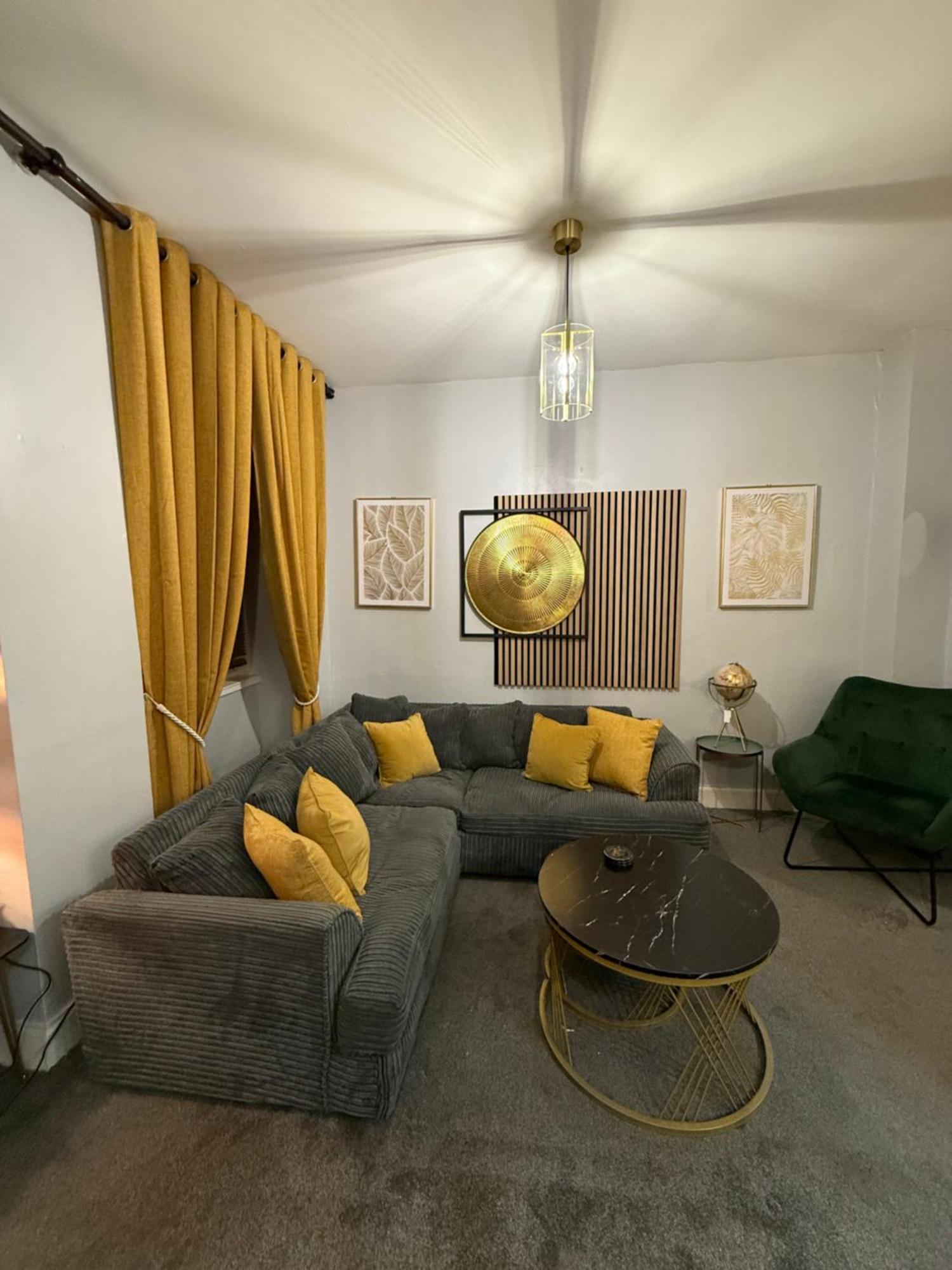 Two Bedroom Apartment-Central Edinburgh-Old Town-Licensed Екстериор снимка