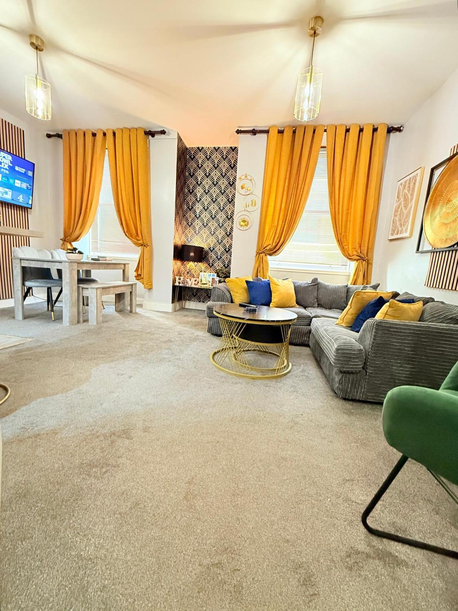 Two Bedroom Apartment-Central Edinburgh-Old Town-Licensed Екстериор снимка