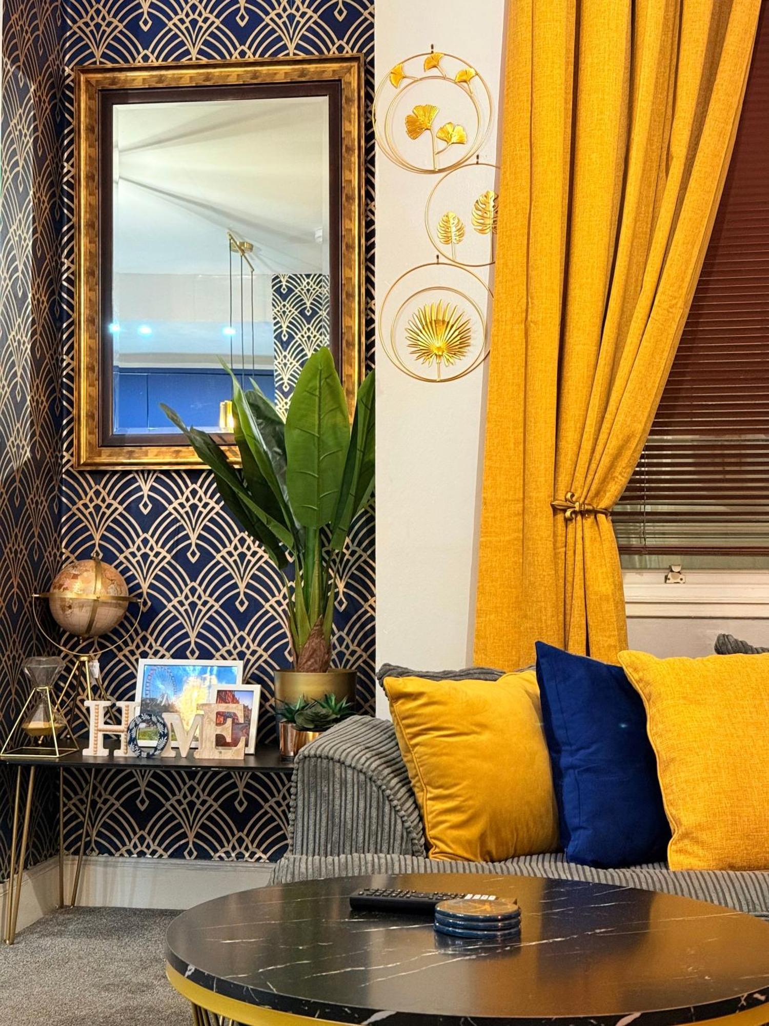 Two Bedroom Apartment-Central Edinburgh-Old Town-Licensed Екстериор снимка